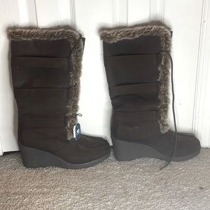 Brown wedge boots
